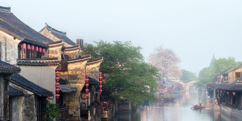 江南水乡的唯美之旅（水墨画般的景致）